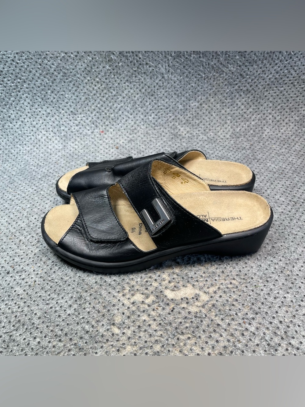 Theresia M Aloe Vera Black Leather Sandals Size 5.5 Women’s